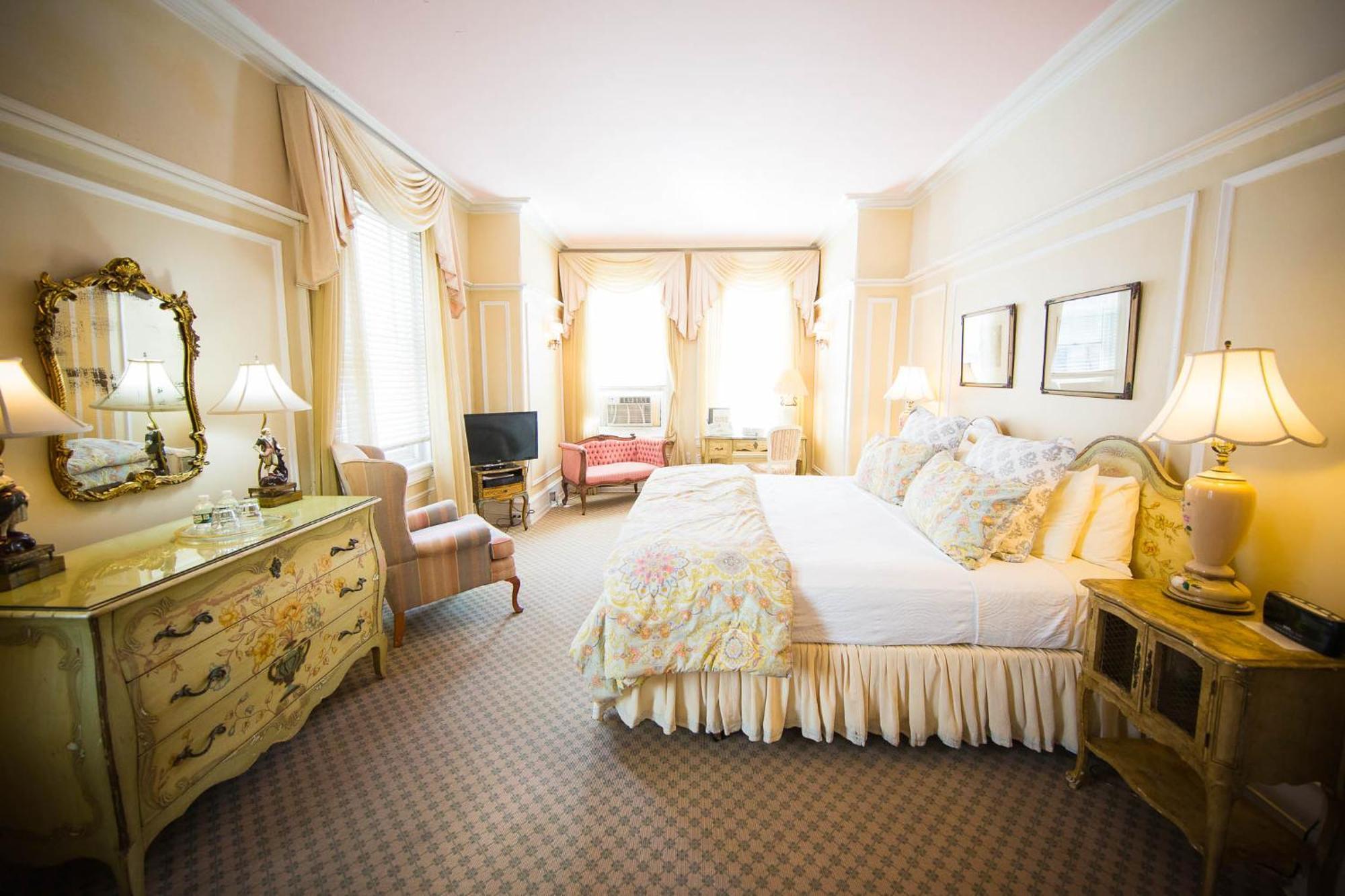 La Reserve Bed and breakfast 3*