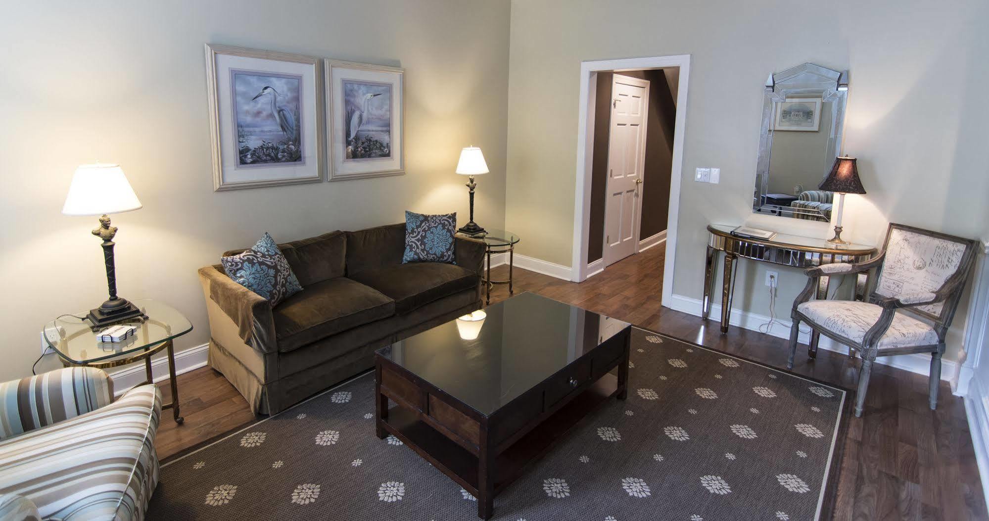 La Reserve Bed and breakfast